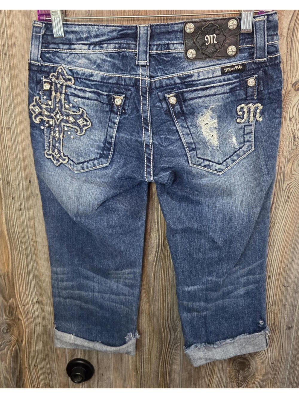 Miss Me Denim Jeans Size 27 (28x17) Crop Capri - JE5340C2 - Buckle Excl. Cross